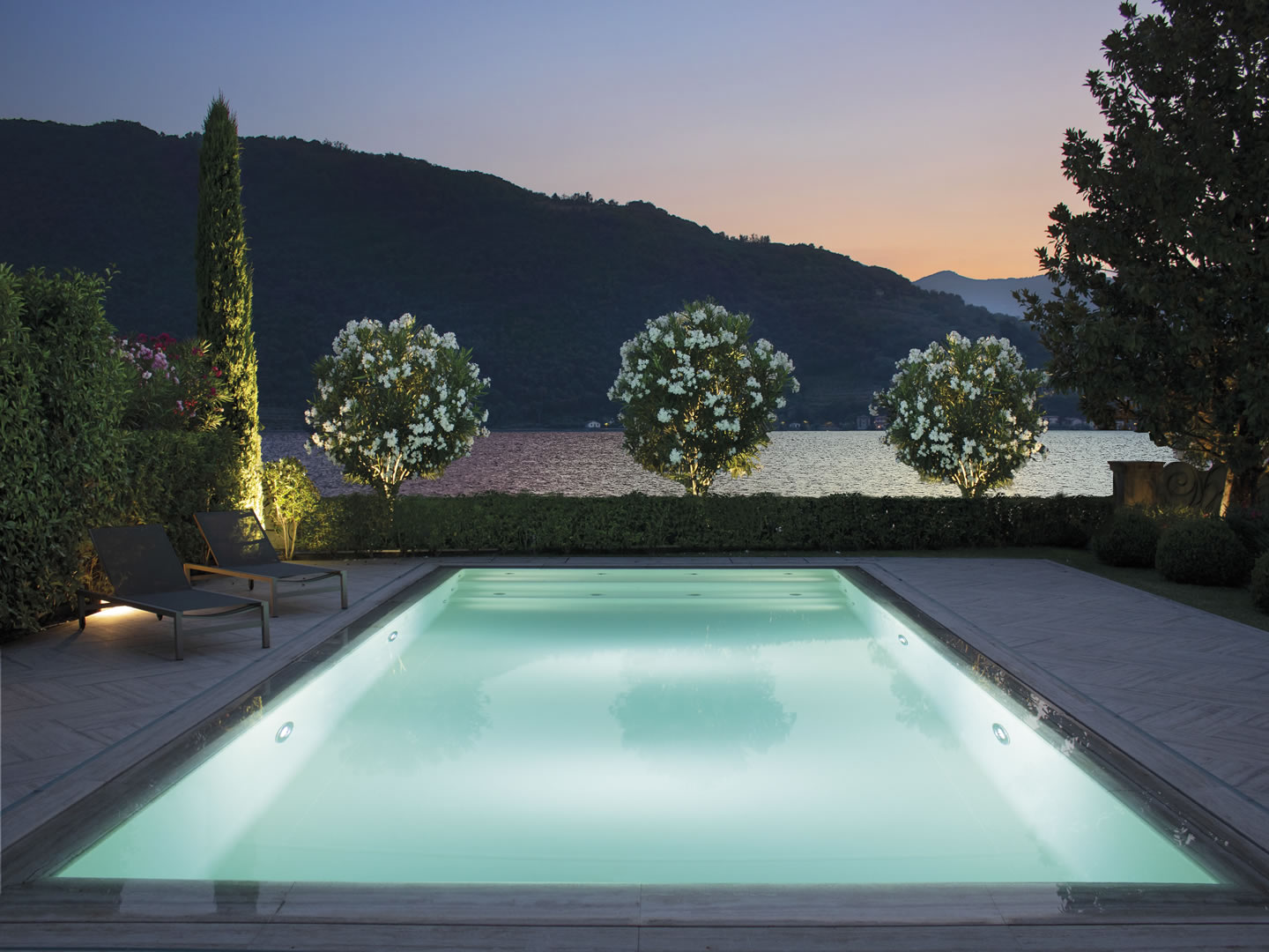 Underwater Spotlight (Surface) GA-SUS08S - Image 5